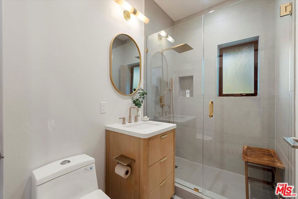 3404 Glenalbyn Drive Property Photo 31