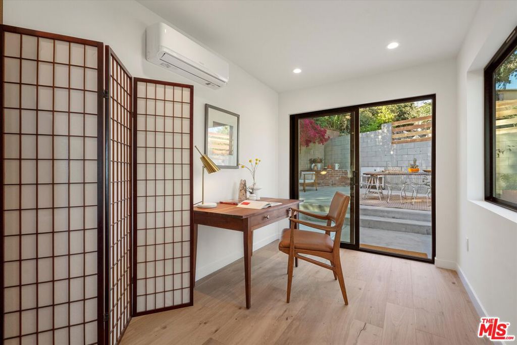 3404 Glenalbyn Drive Property Photo 36