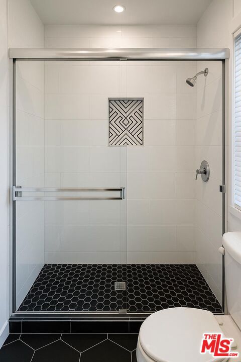 1334 W 22nd Street 1 Property Photo 6