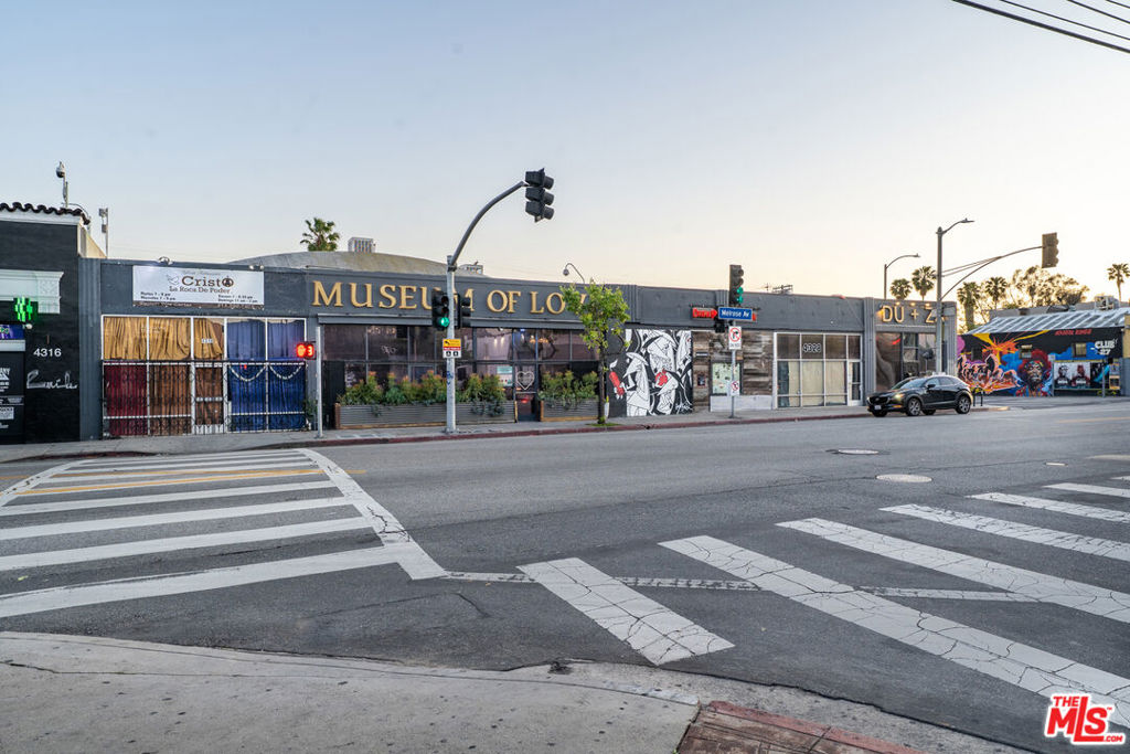 4318 Melrose Avenue Property Photo 4