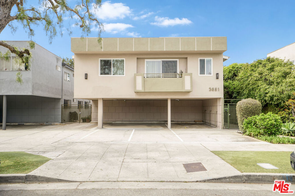 3651 Mclaughlin Avenue Property Photo 1