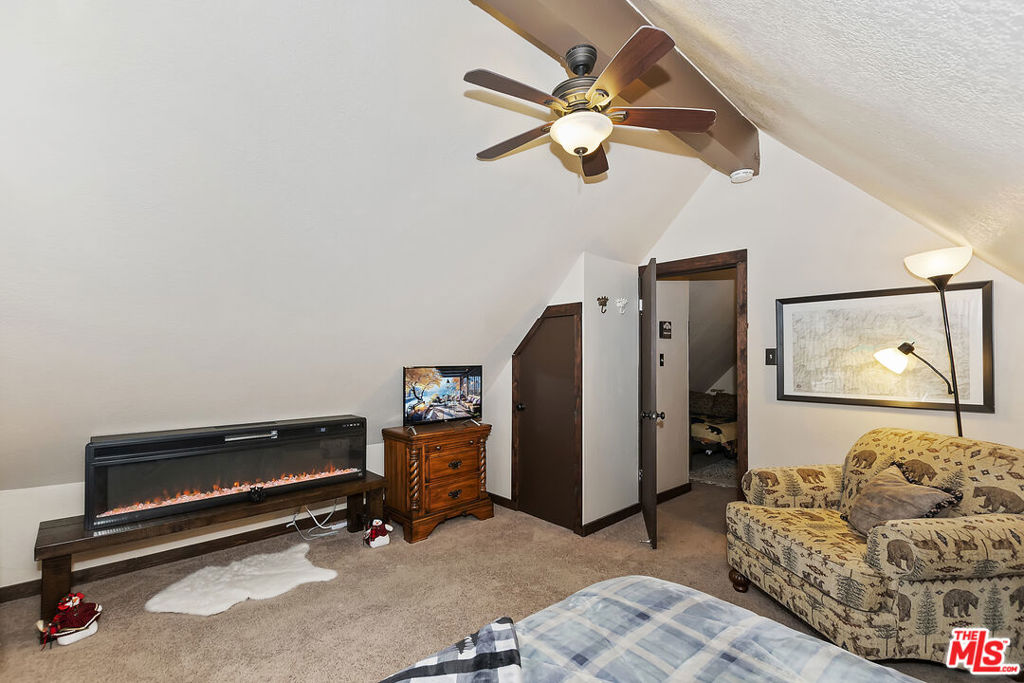 2074 1st Lane Property Photo 7