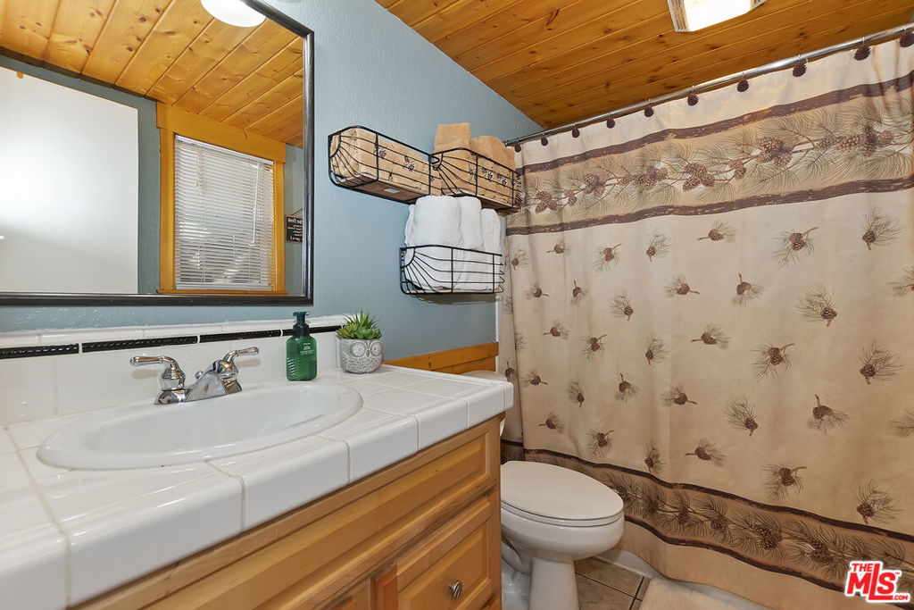 2074 1st Lane Property Photo 14