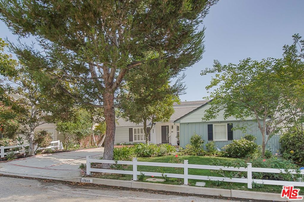 17040 Livorno Drive Property Photo 1