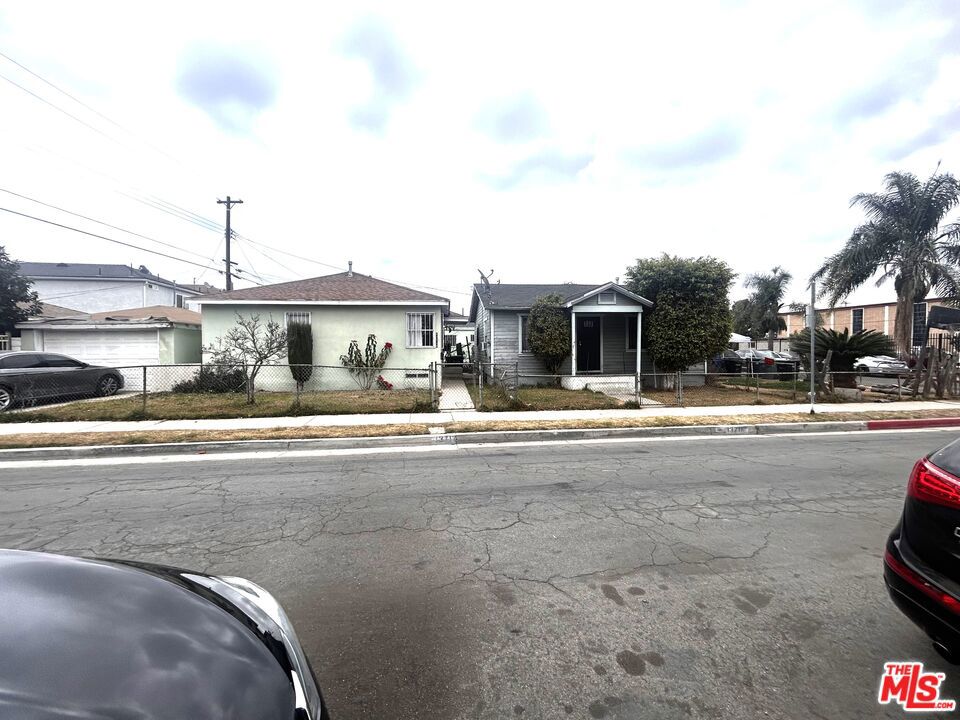13712 S Vesta Avenue Property Photo 1