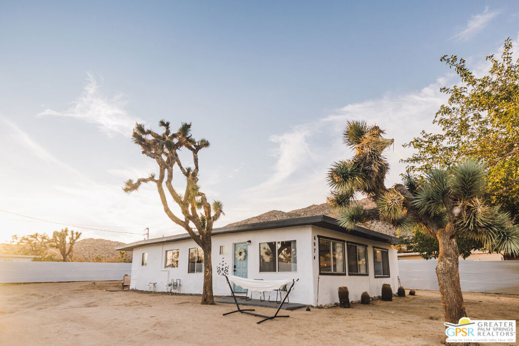 6974 Apache Trail Property Photo