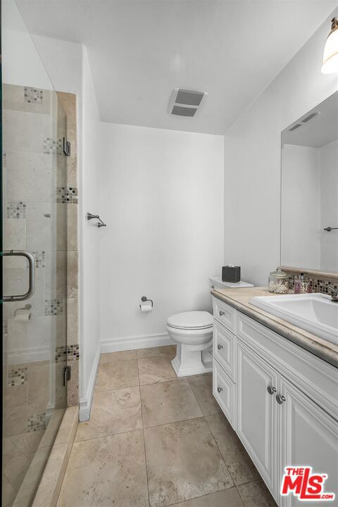 6241 Crescent Parkway 407 Property Photo 24