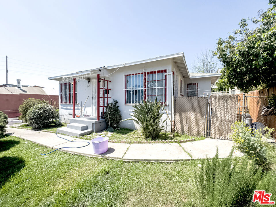 1523 Arapahoe Street Property Photo 1