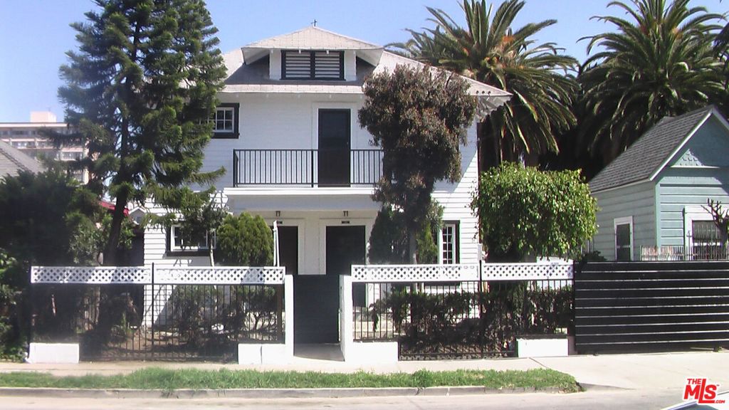 1228 1230 S Catalina Street Property Photo 1
