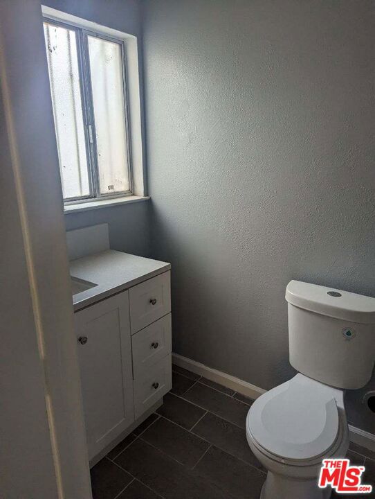 2138 E Avenue Q6 Property Photo 8