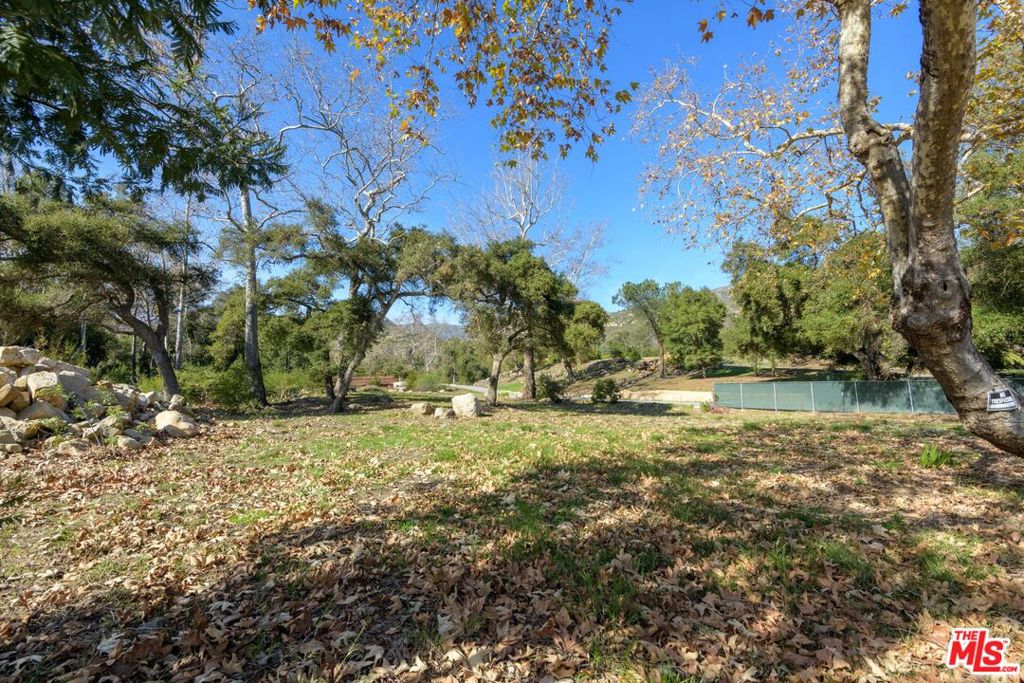 809 Ashley Road Property Photo 13