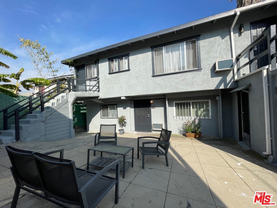 1306 Talmadge Street Property Photo 9