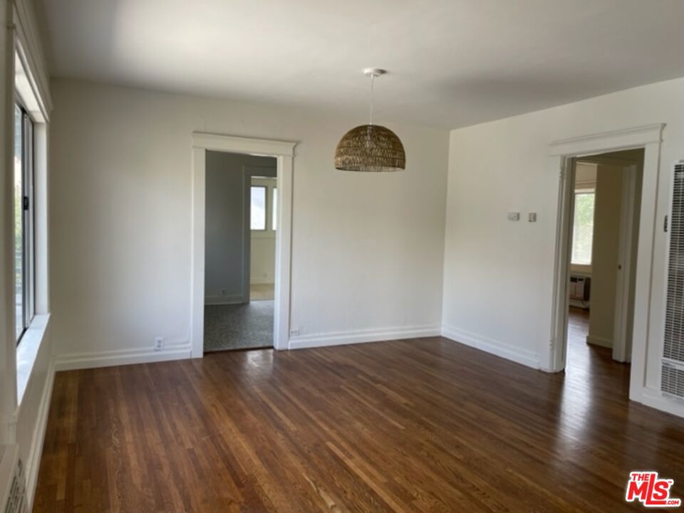 1306 Talmadge Street Property Photo 12