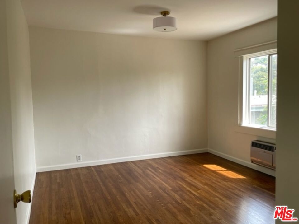 1306 Talmadge Street Property Photo 20
