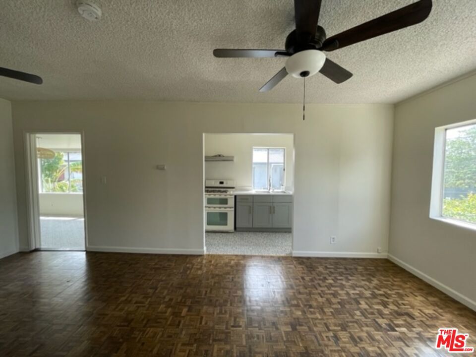 1306 Talmadge Street Property Photo 26