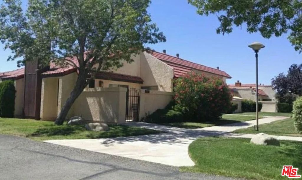 2114 El Domingo Circle 8 Property Photo 1