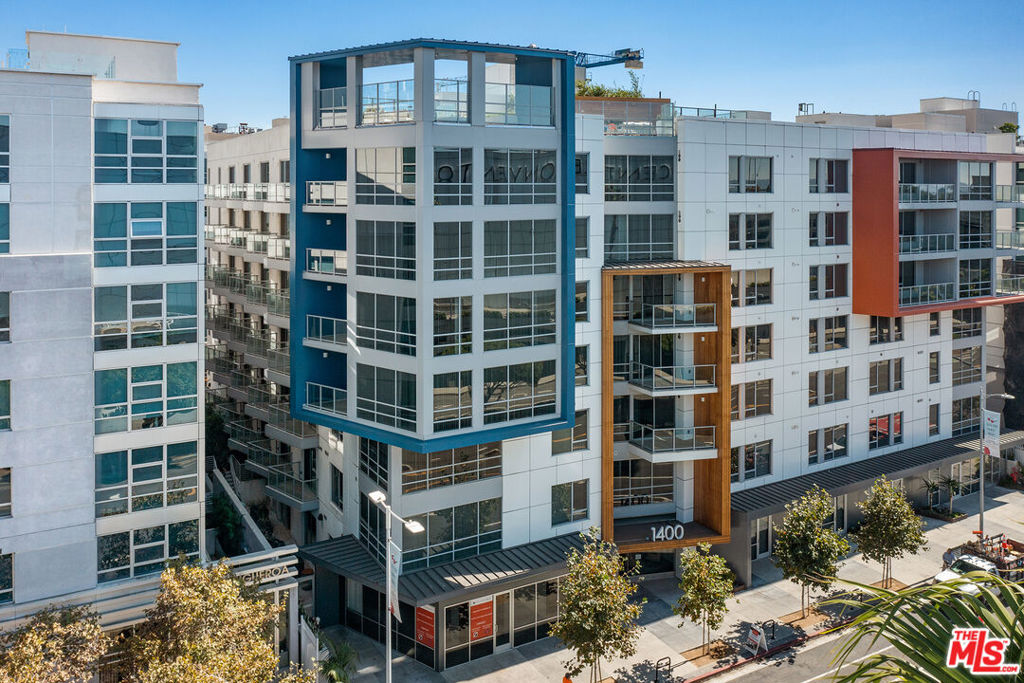 1400 S Figueroa Street Property Photo 6