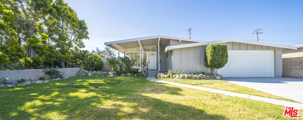 1814 W 238th Street Property Photo