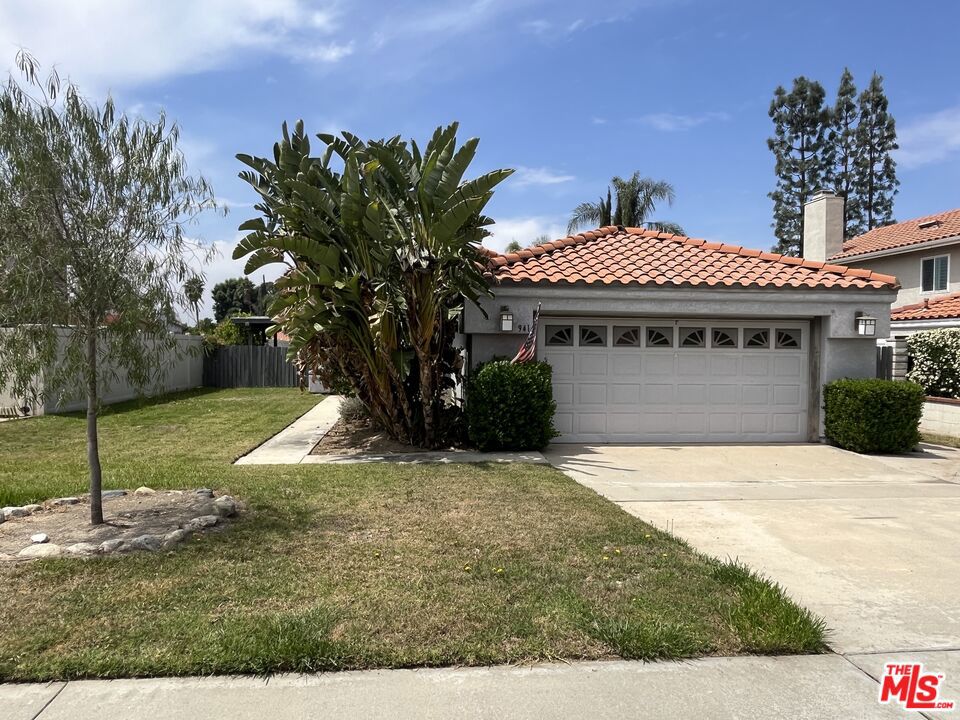 941 Kensington Drive Property Photo 4
