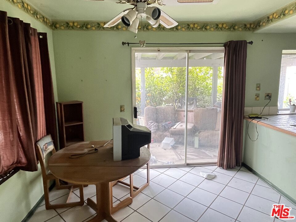 941 Kensington Drive Property Photo 8