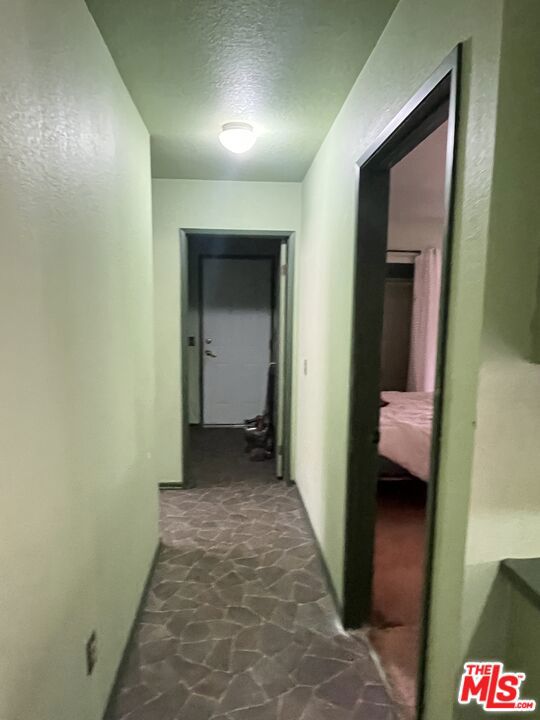 941 Kensington Drive Property Photo 15