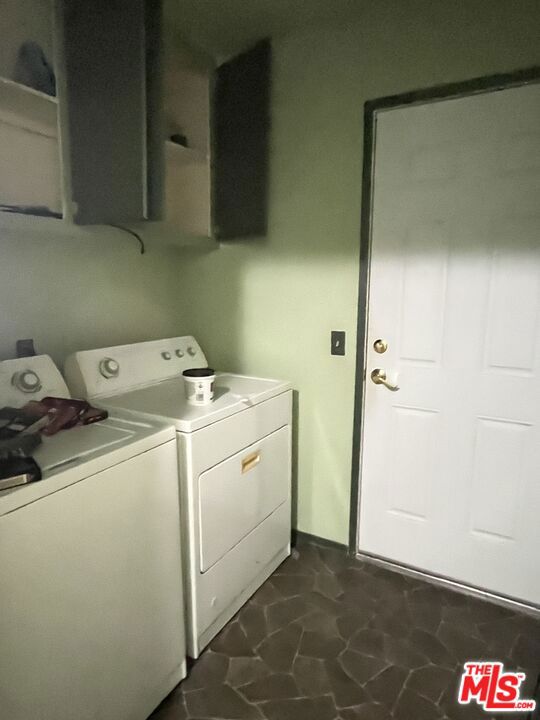 941 Kensington Drive Property Photo 19