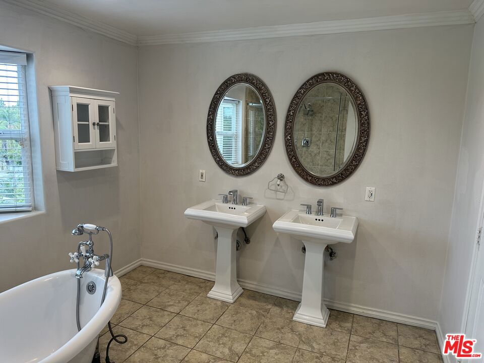 18162 Sweet Elm Drive Property Photo 25