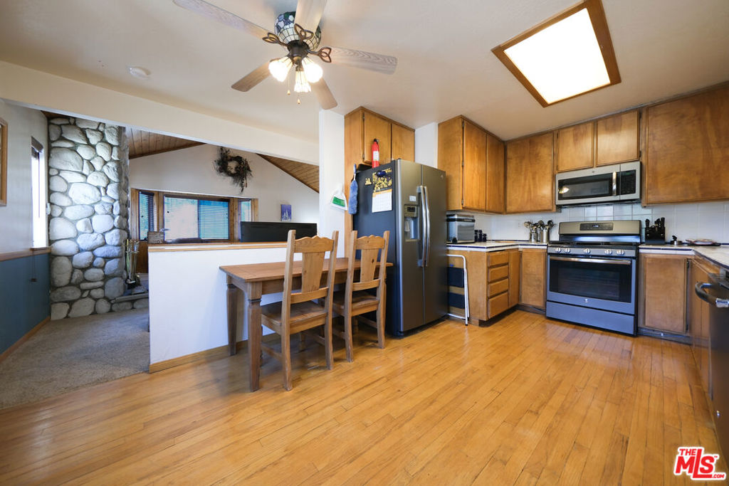 33186 Arrowbear Drive Property Photo 9