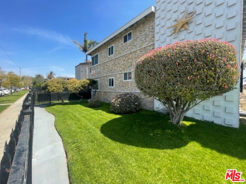 628 S Osage Avenue 7 Property Photo