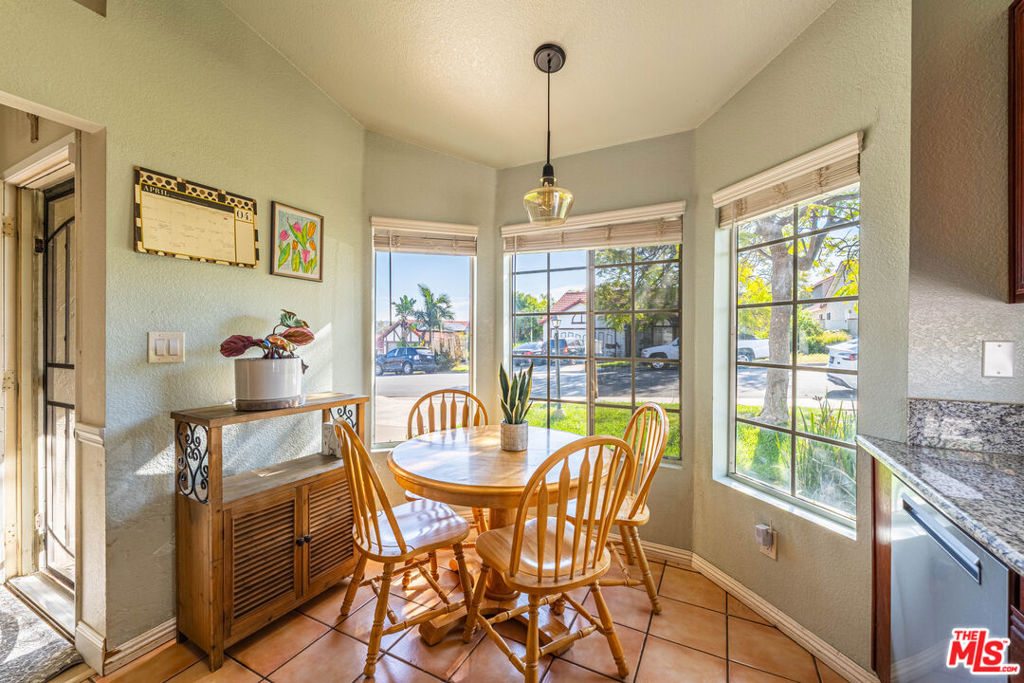 23169 Claystone Avenue Property Photo 33