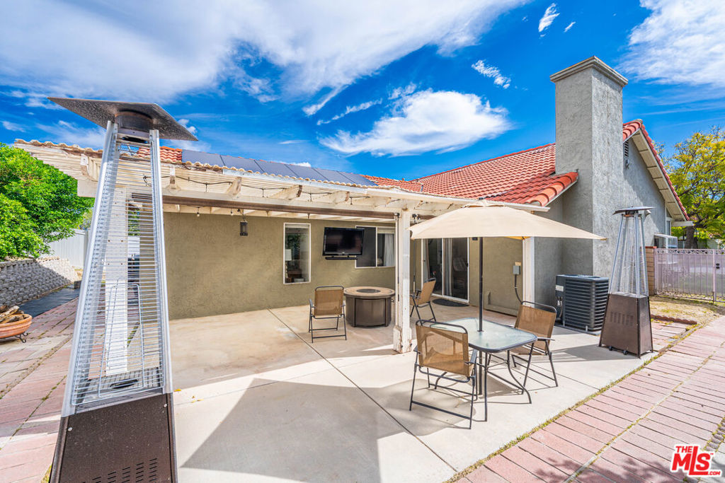 23169 Claystone Avenue Property Photo 40