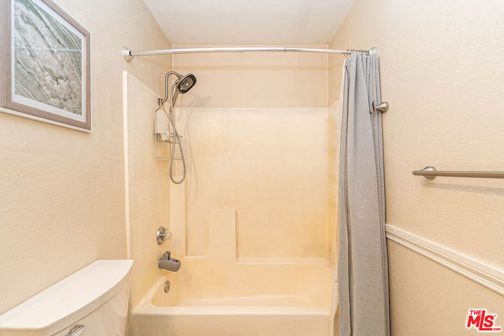 23169 Claystone Avenue Property Photo 46