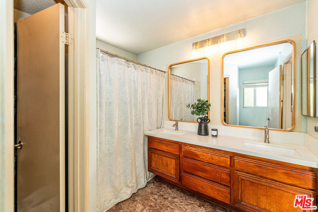 23169 Claystone Avenue Property Photo 56