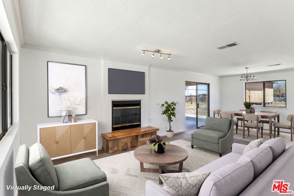 19030 Sheffield Street Property Photo 8