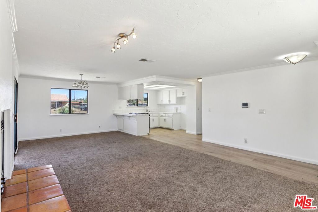 19030 Sheffield Street Property Photo 8