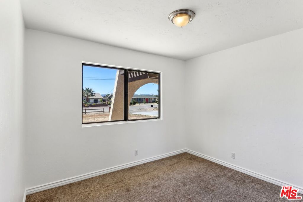 19030 Sheffield Street Property Photo 16