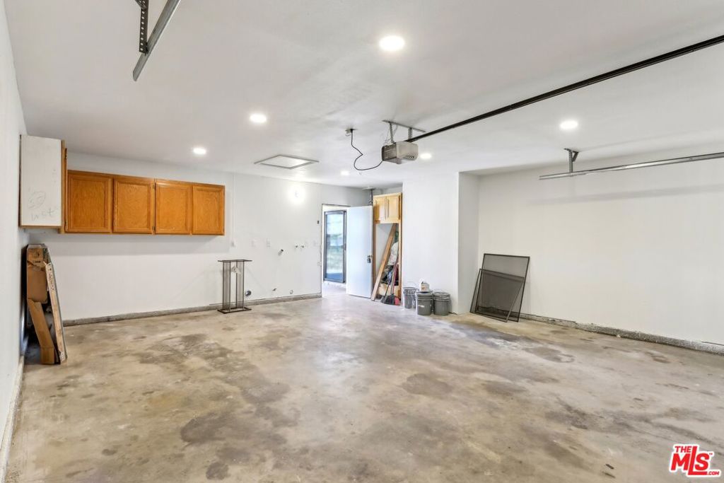 19030 Sheffield Street Property Photo 27