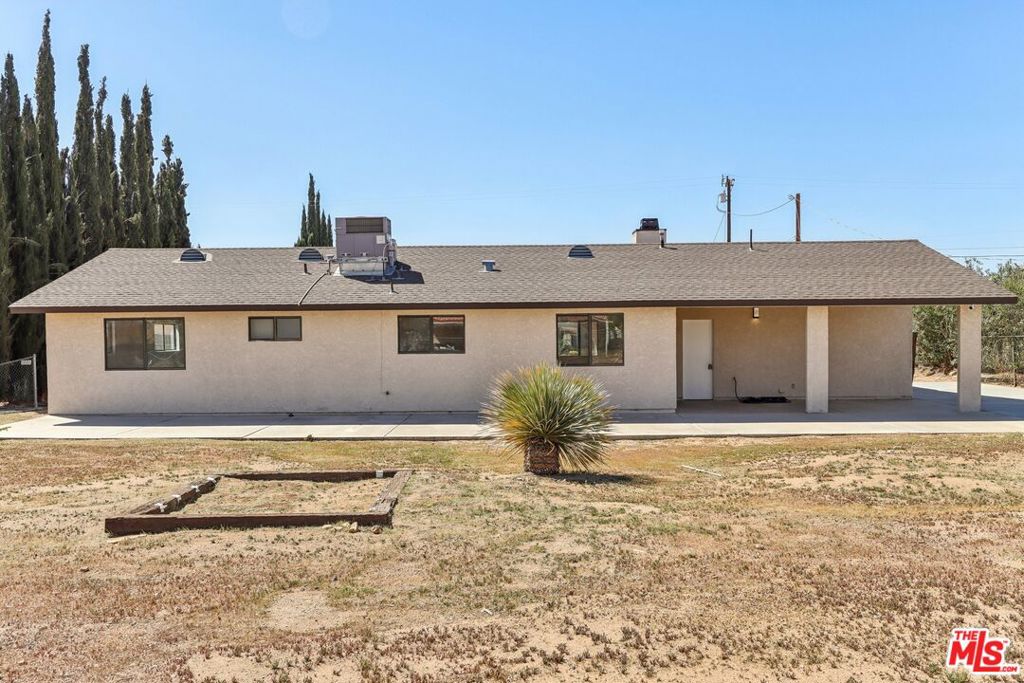 19030 Sheffield Street Property Photo 30