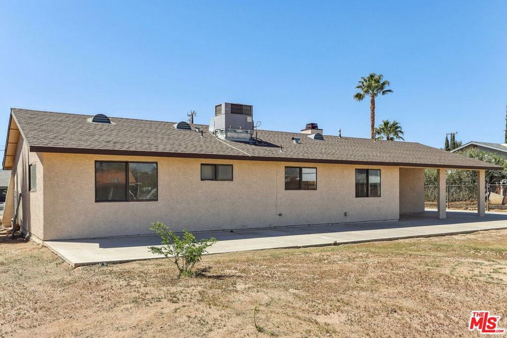 19030 Sheffield Street Property Photo 35