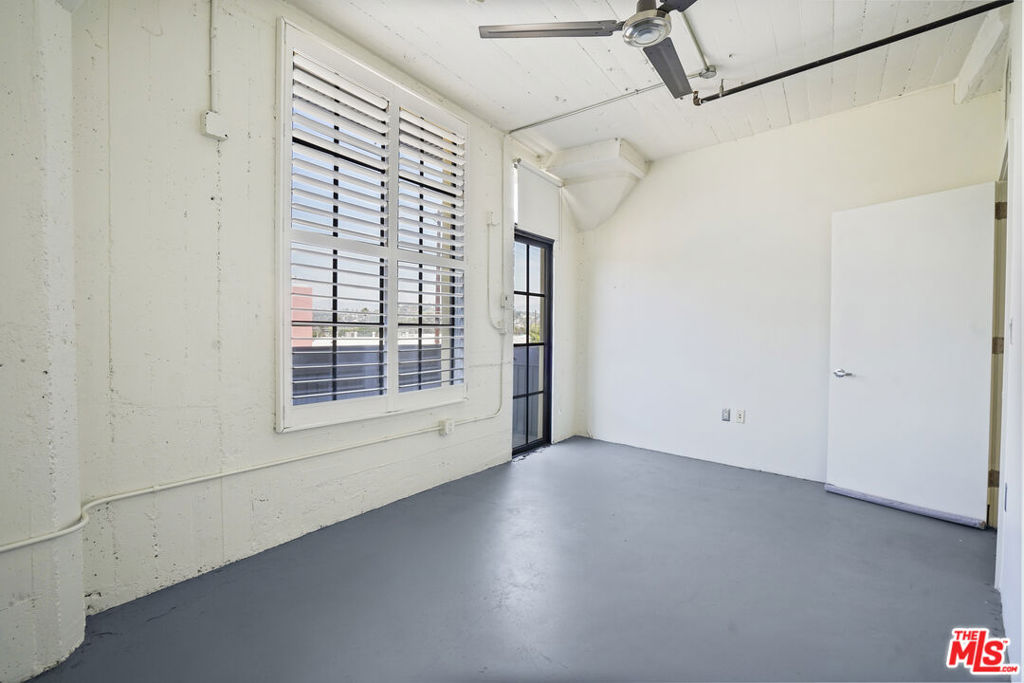 200 N San Fernando Road 314 Property Photo 32
