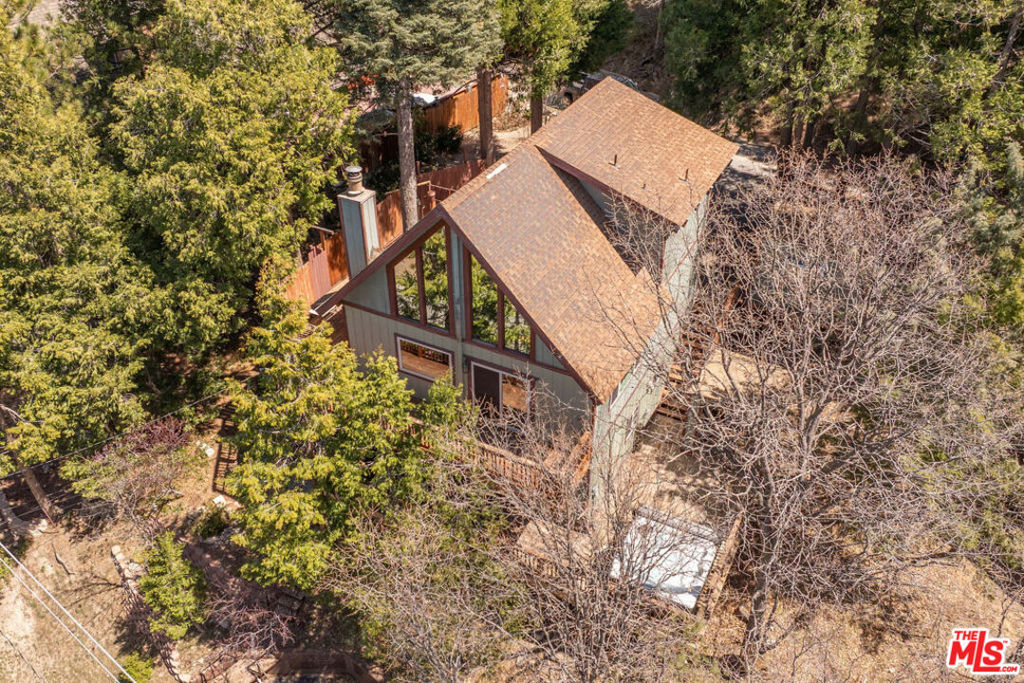 817 Grass Valley Road Property Photo 1