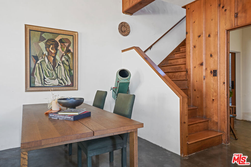 4546 S Centinela Avenue Property Photo 21