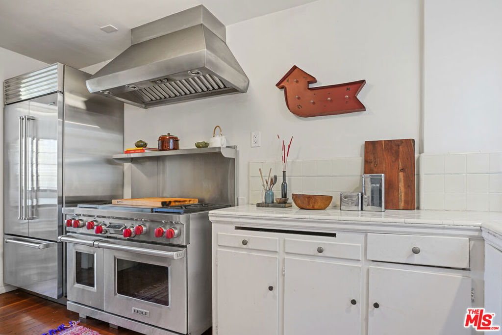 4546 S Centinela Avenue Property Photo 35