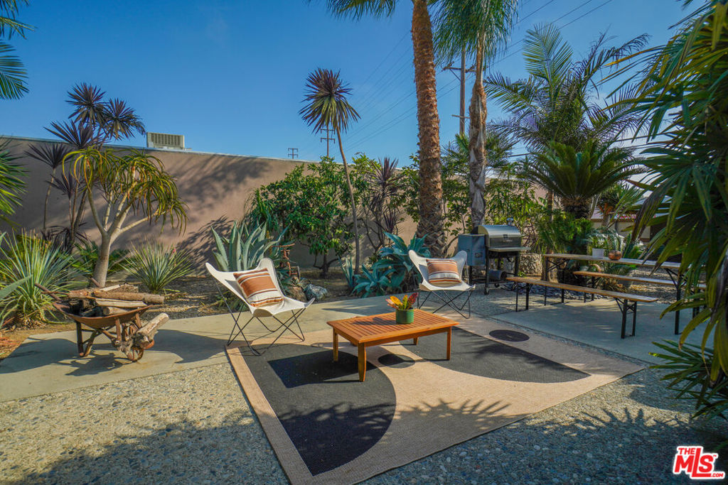 4546 S Centinela Avenue Property Photo 54