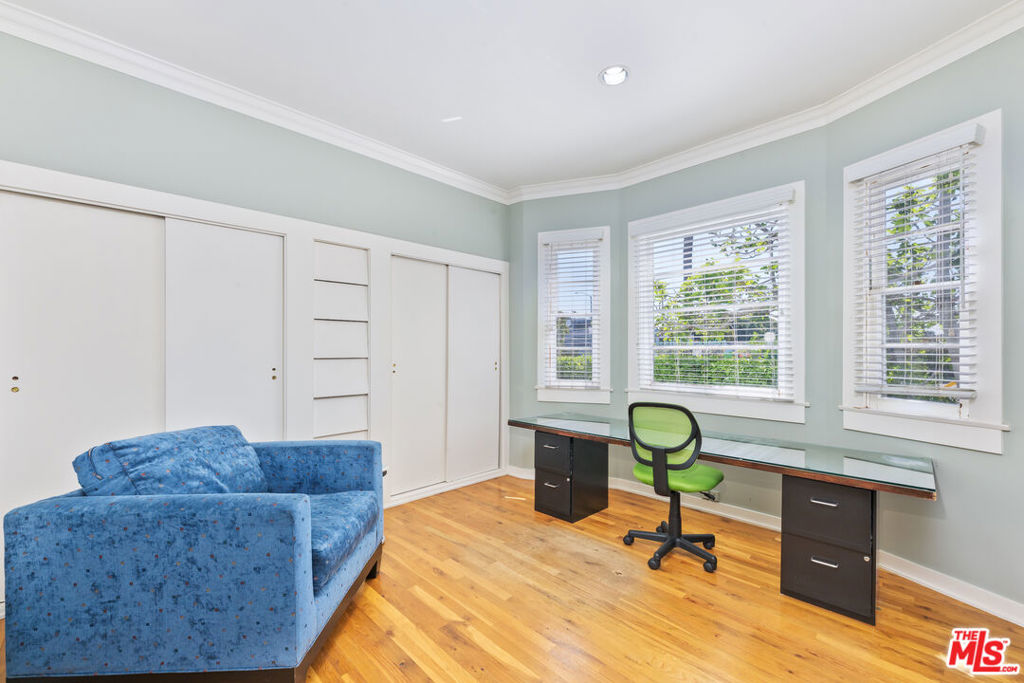 137 Strand Street Property Photo 8