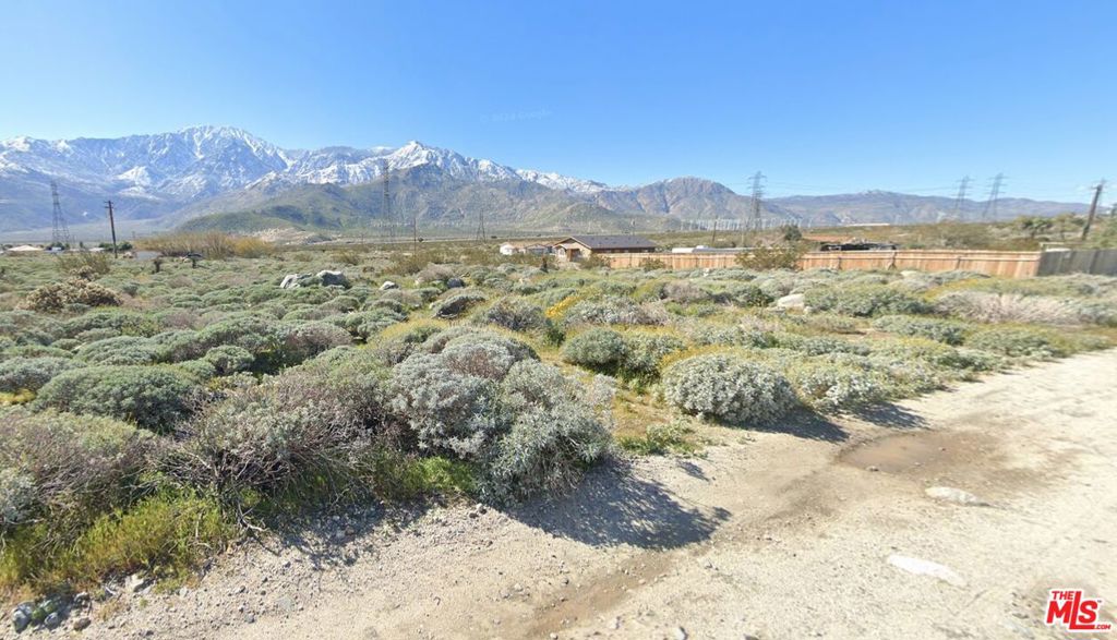 55355 Arroyo Avenue Property Photo 1