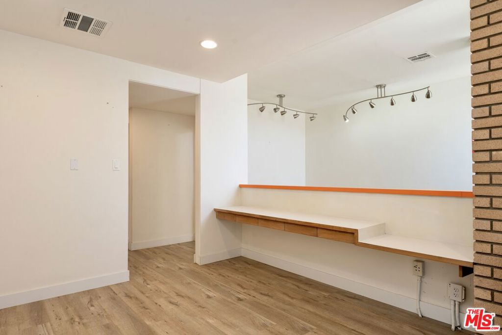 13819 San Antonio Drive Property Photo 5