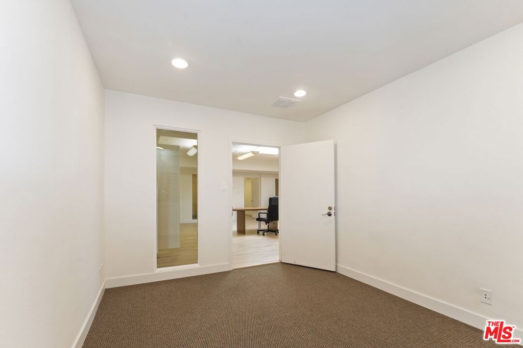 13819 San Antonio Drive Property Photo 8
