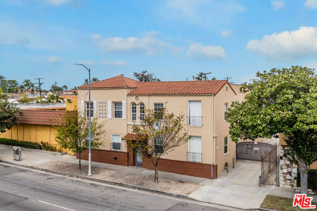 7815 Crenshaw Boulevard Property Photo 1