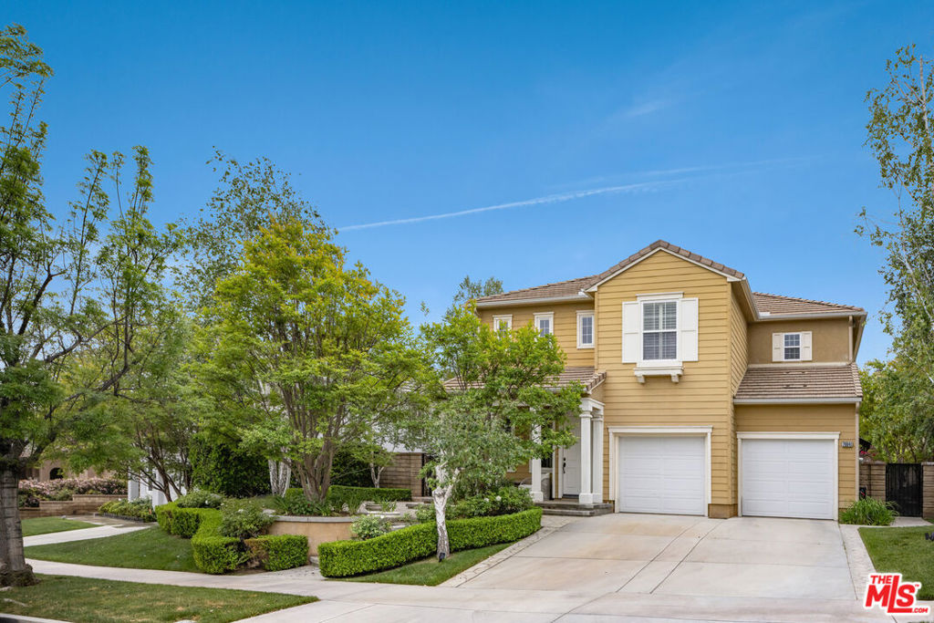 26841 Greenleaf Court Property Photo